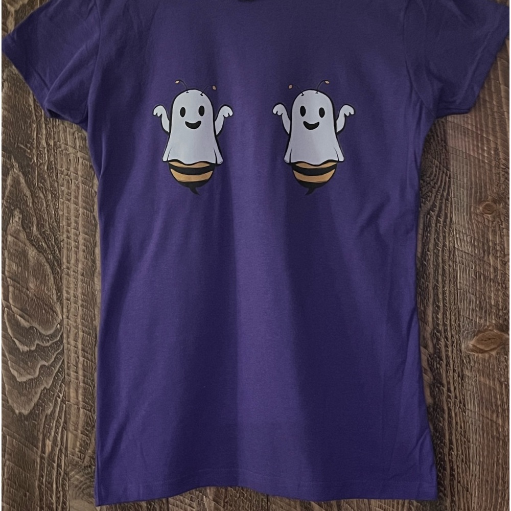 women’s size large purple halloween tshirt BOO BEES